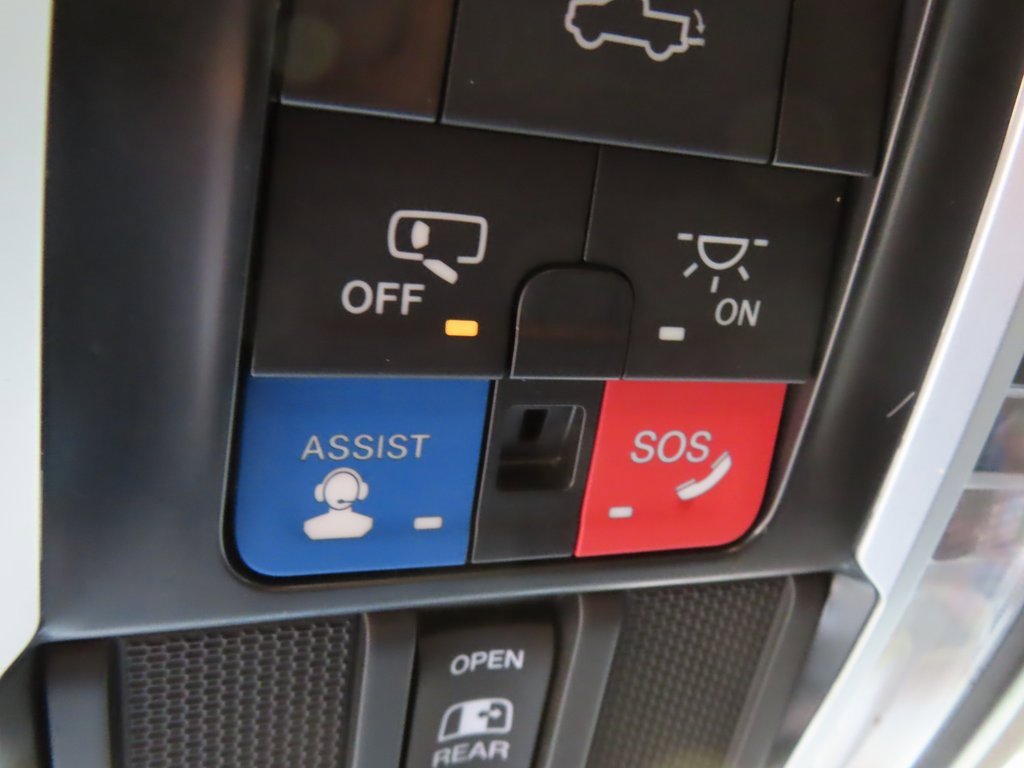 Used 2023 RAM 1500 Limited image 15