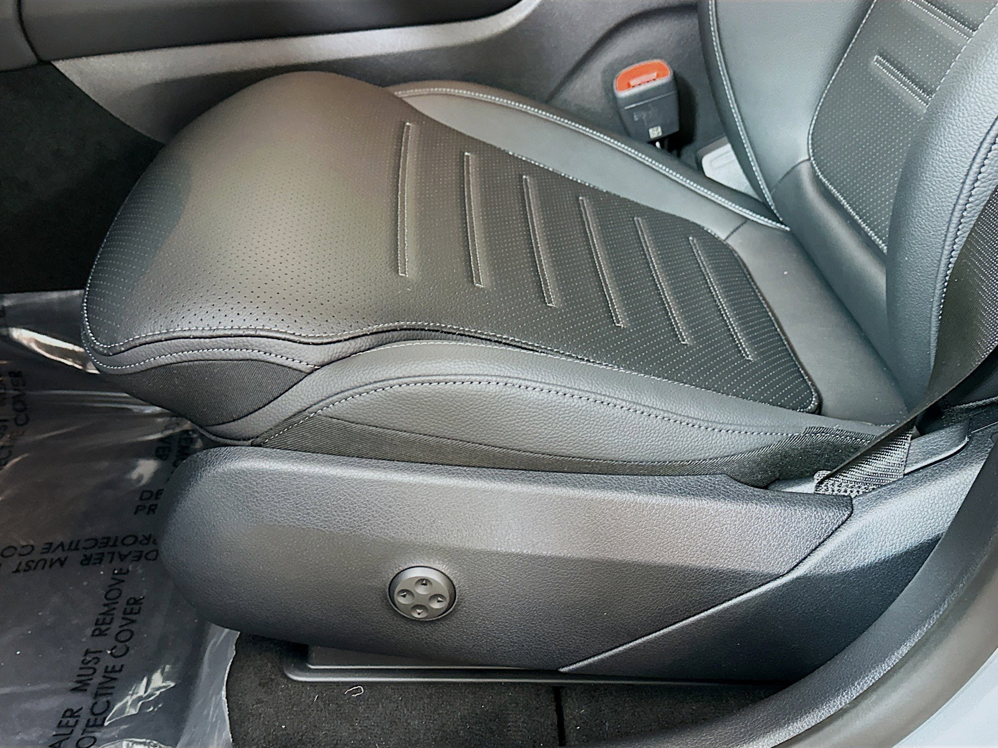 New 2025 Mercedes-Benz GLC 300 4MATIC image 19