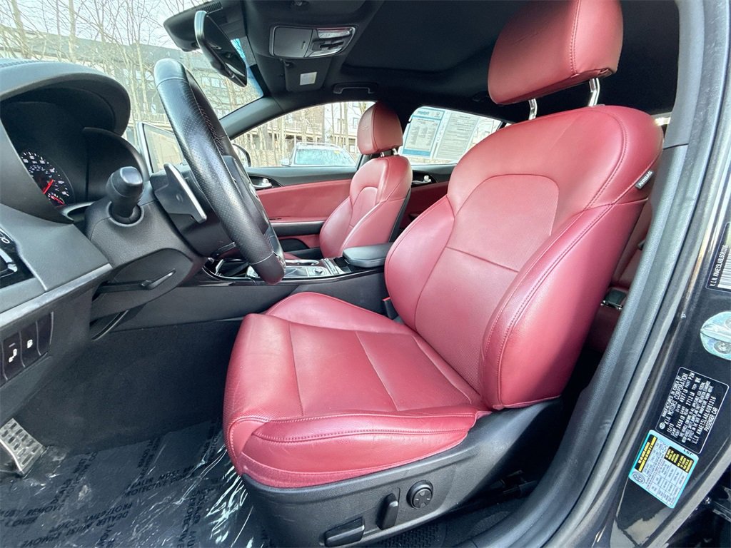 Used 2020 Kia Stinger GT-Line w/ Sun & Sound Package image 13