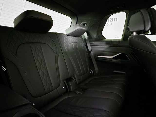 Used 2021 BMW ALPINA XB7 ALPINA XB7 image 30