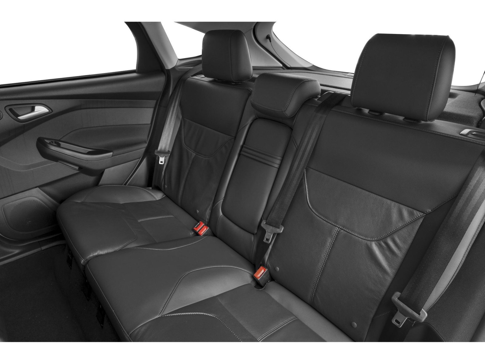 Used 2015 Ford Focus Titanium FWD image 7