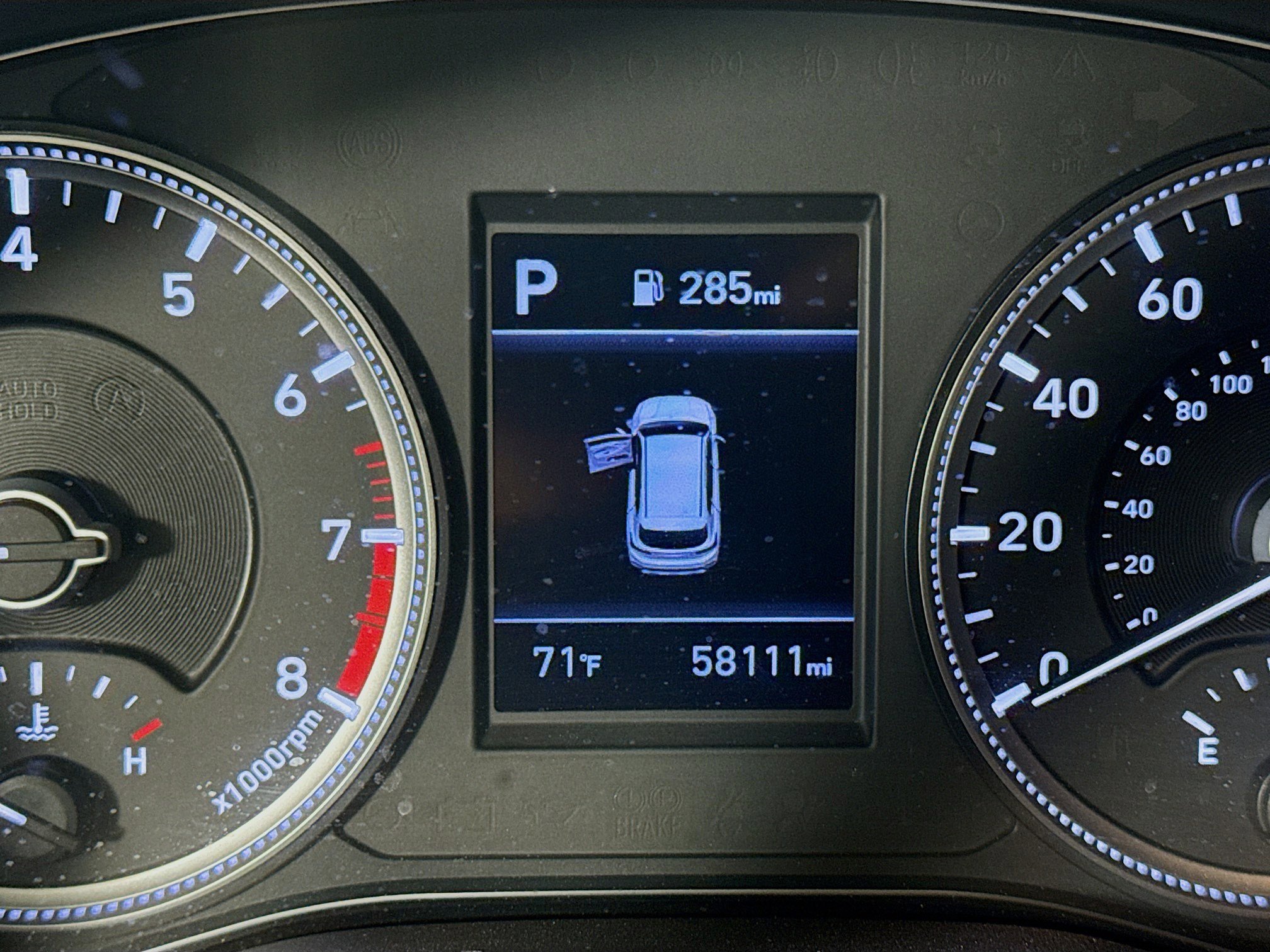 Used 2020 Hyundai Santa Fe SE image 16