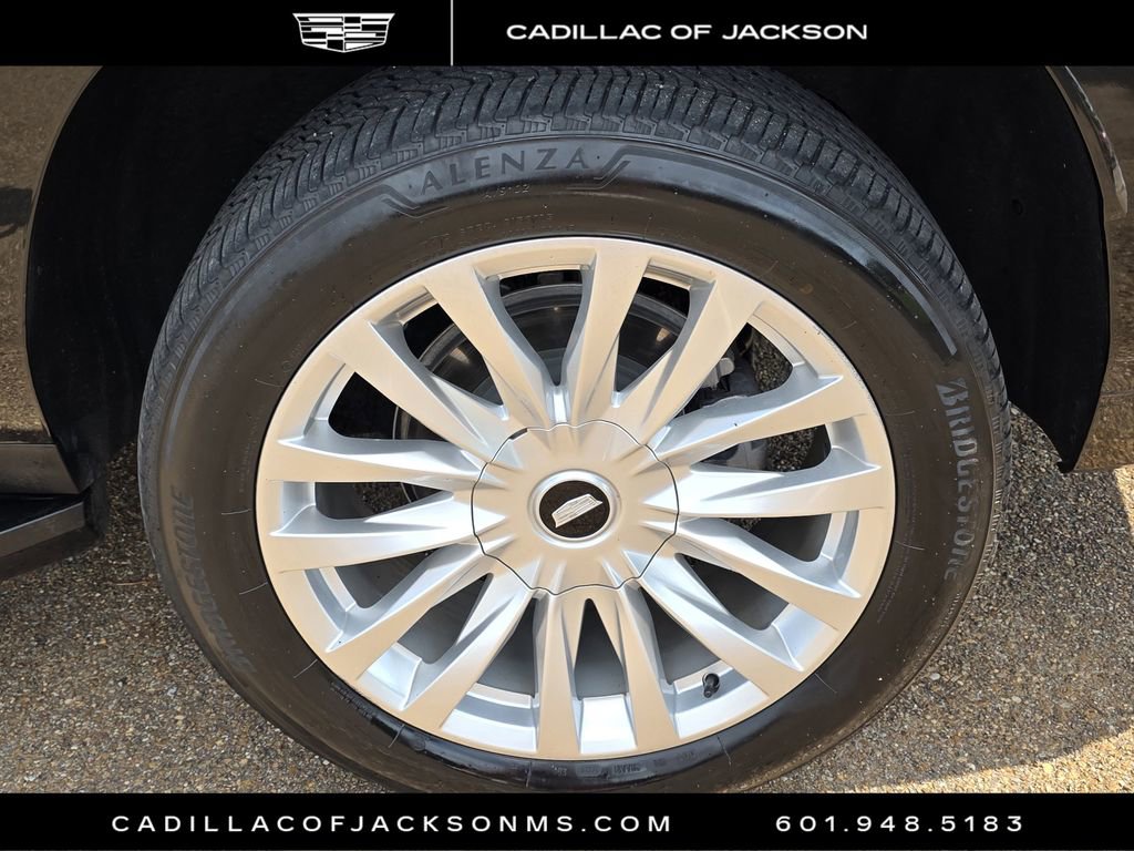 Used 2024 Cadillac Escalade ESV Luxury AWD/4WD image 25