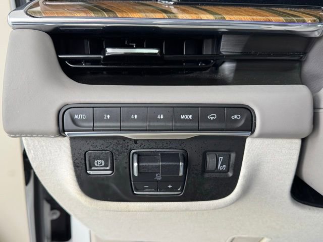 Used 2022 Cadillac Escalade Sport Platinum w/ Heavy-Duty Trailer Package image 38