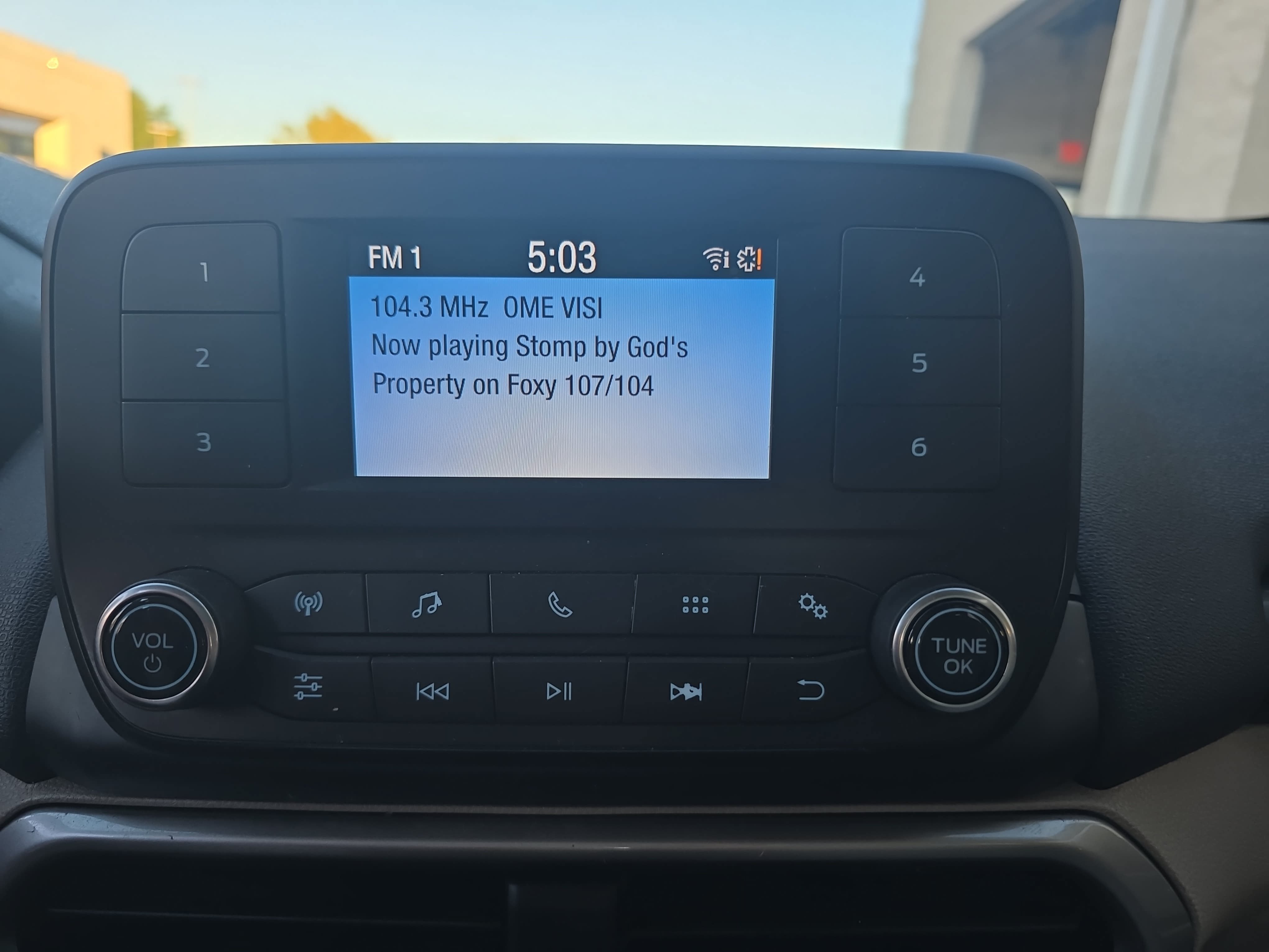 Used 2018 Ford EcoSport S FWD image 22
