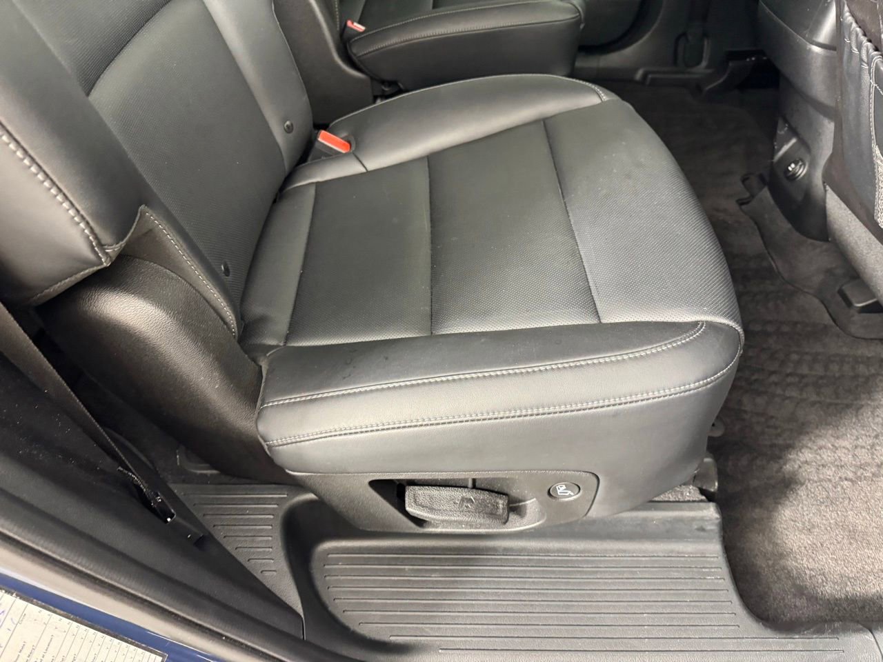 Used 2025 Kia Telluride S image 31