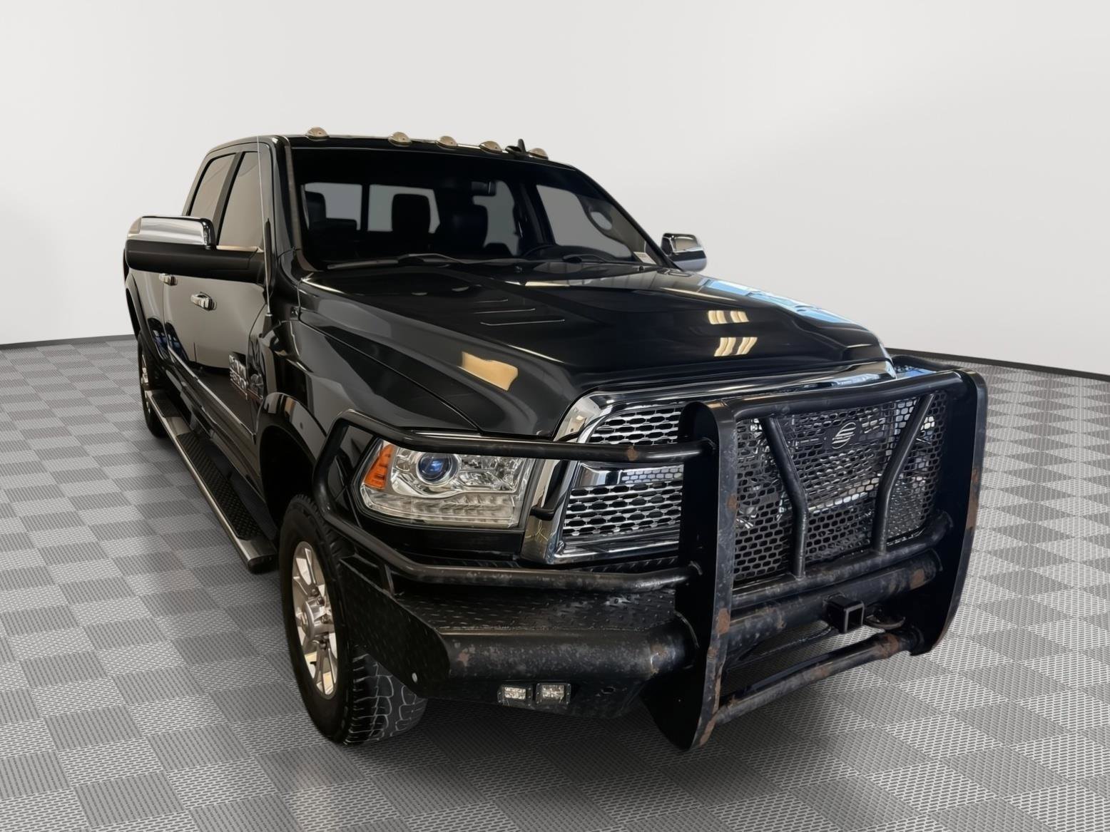 Used 2017 RAM 3500 Laramie w/ Convenience Group image 5