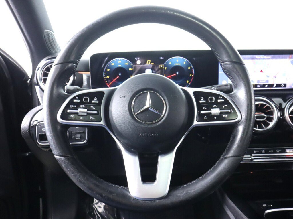 Used 2019 Mercedes-Benz A 220 image 11