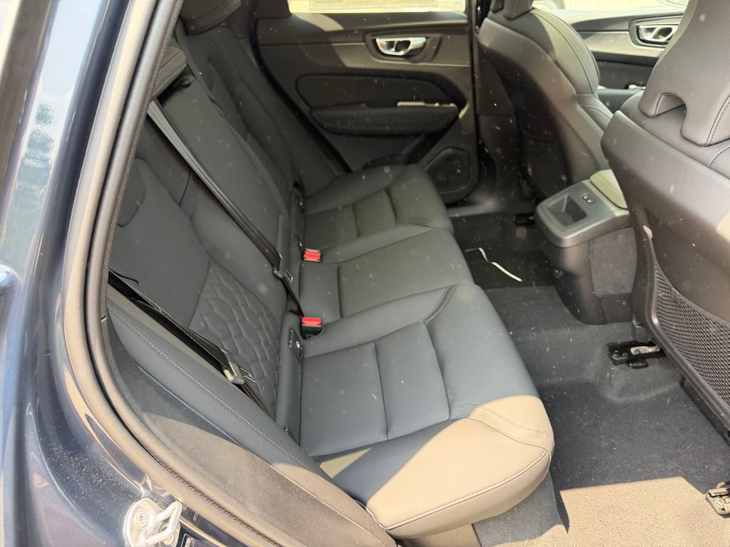 New 2026 Volvo XC60 B5 Core w/ Climate Package AWD/4WD image 11