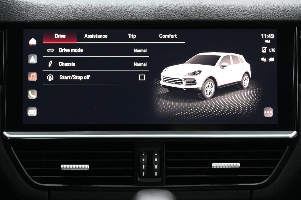 Used 2023 Porsche Cayenne S Platinum AWD/4WD image 33