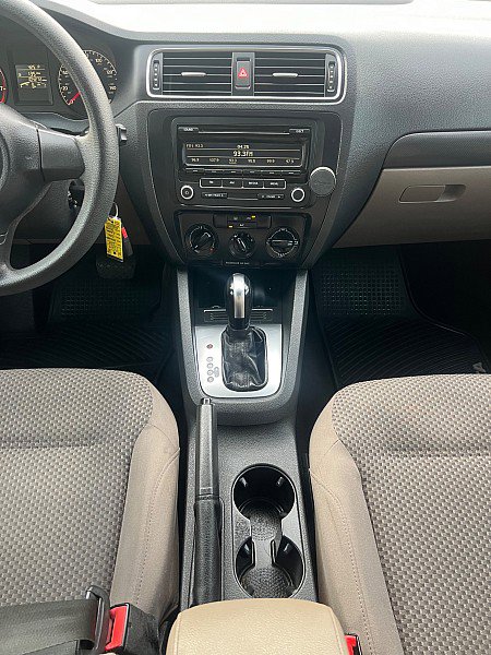Used 2014 Volkswagen Jetta S image 13