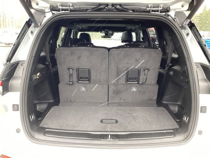 New 2025 Jeep Grand Cherokee L Altitude image 15