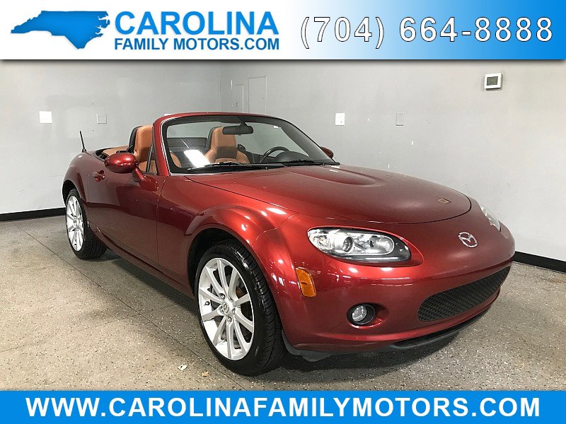 Used 2008 MAZDA MX-5 Miata Grand Touring w/ Premium Pkg RWD image 1