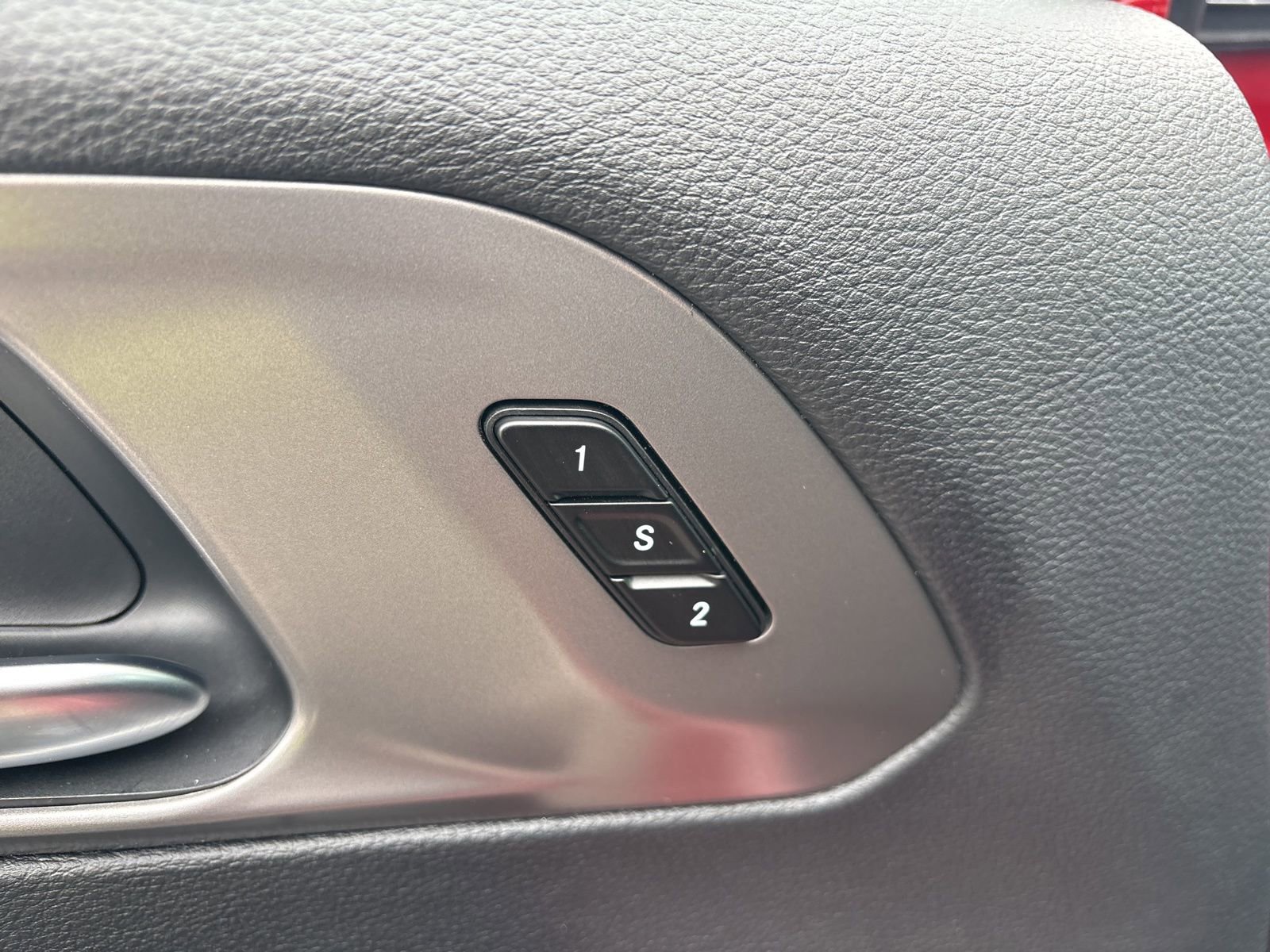 New 2026 Chrysler Pacifica Select image 12