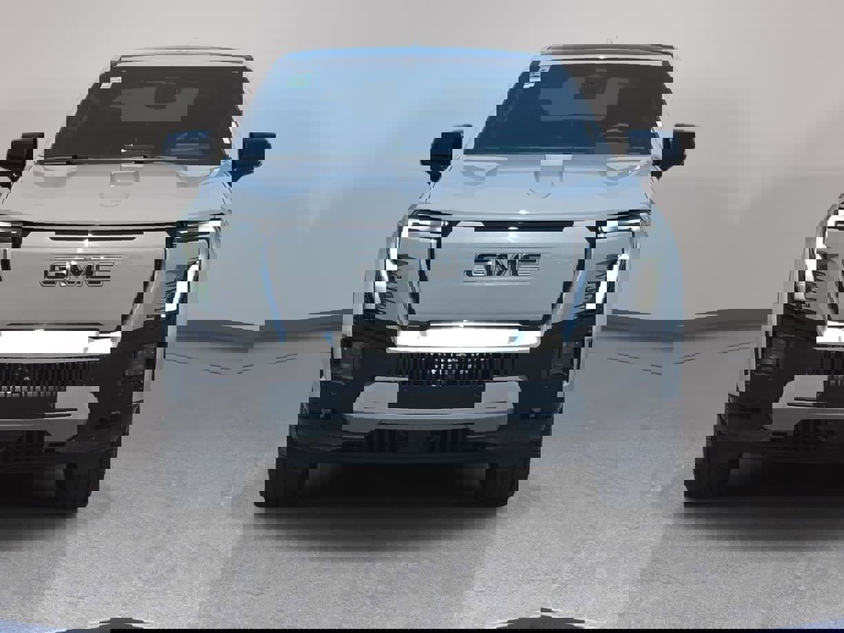 Used 2024 GMC Sierra EV Denali image 2