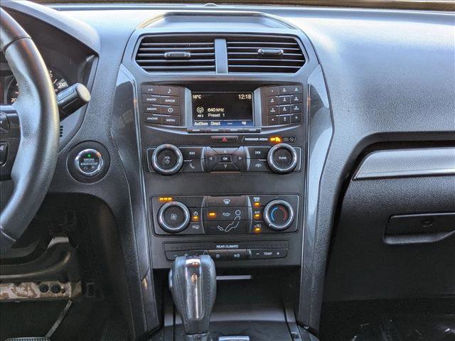 Used 2018 Ford Explorer XLT image 15
