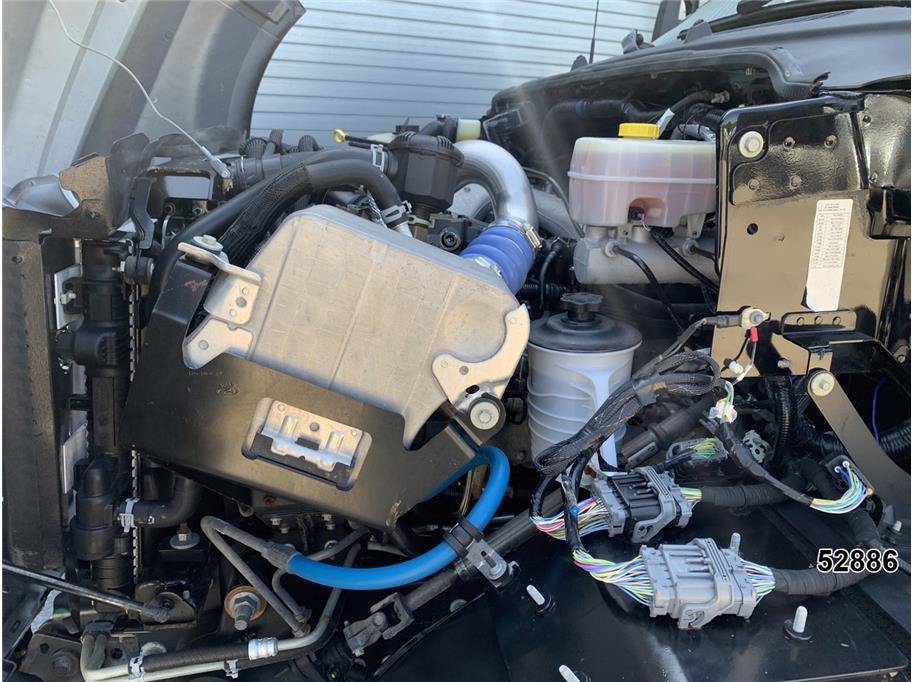 Used 2022 Ford F750 2WD Crew Cab Super Duty image 12
