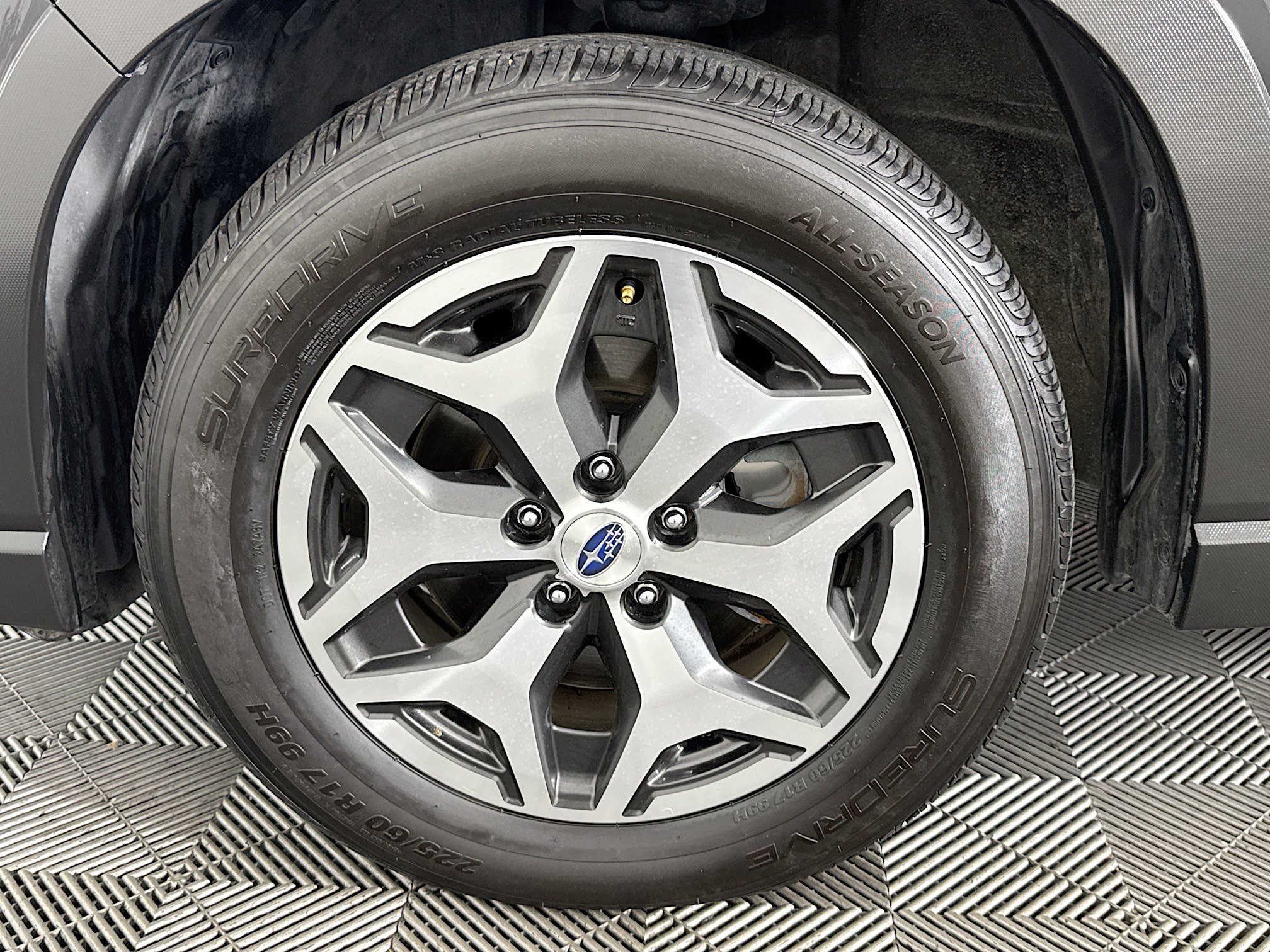 Used 2023 Subaru Forester Premium AWD/4WD image 45