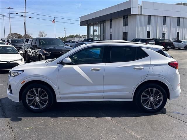 Certified 2022 Buick Encore GX Essence w/ Experience Buick Package AWD/4WD image 7