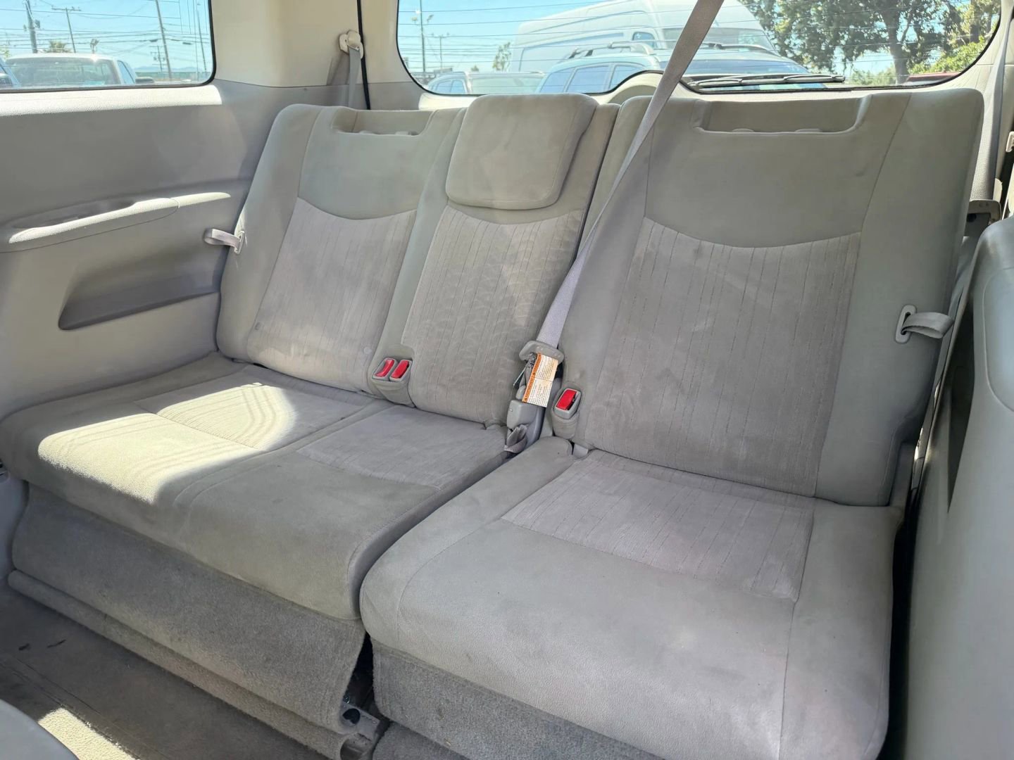 Used 2013 Nissan Quest S image 11