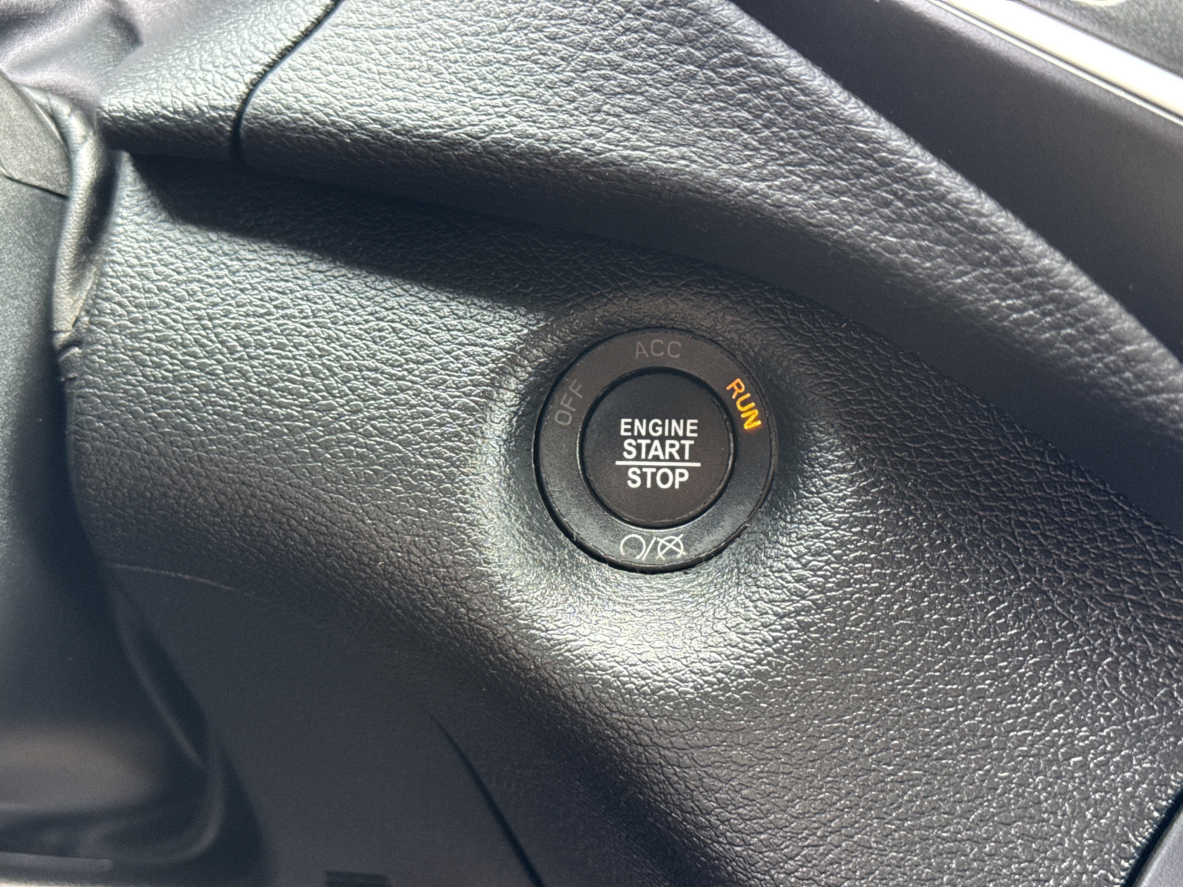 Used 2021 Jeep Cherokee Latitude Lux 80th Anniv w/ Quick Order Package 26U 80TH image 31