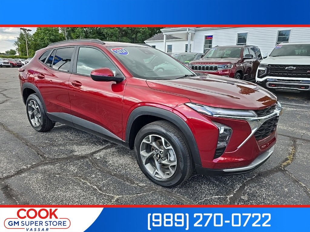 Used 2024 Chevrolet Trax LT w/ Driver Confidence Package