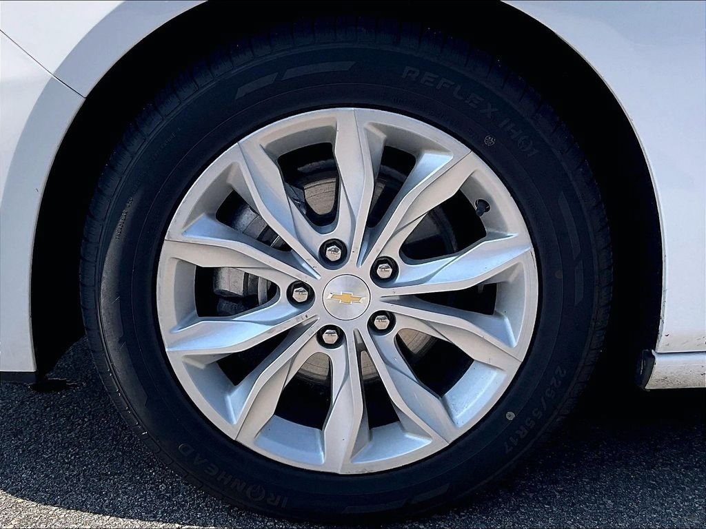 Used 2024 Chevrolet Malibu LT FWD image 7