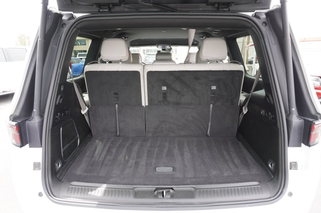 Used 2025 Jeep Wagoneer 2WD image 8