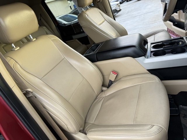 Used 2017 Ford F250 Lariat w/ Chrome Package image 11