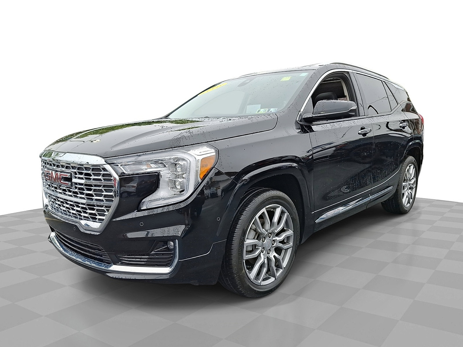 Used 2023 GMC Terrain Denali image 1