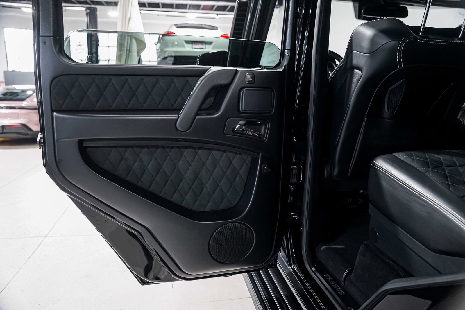 Used 2017 Mercedes-Benz G 550 Squared image 36