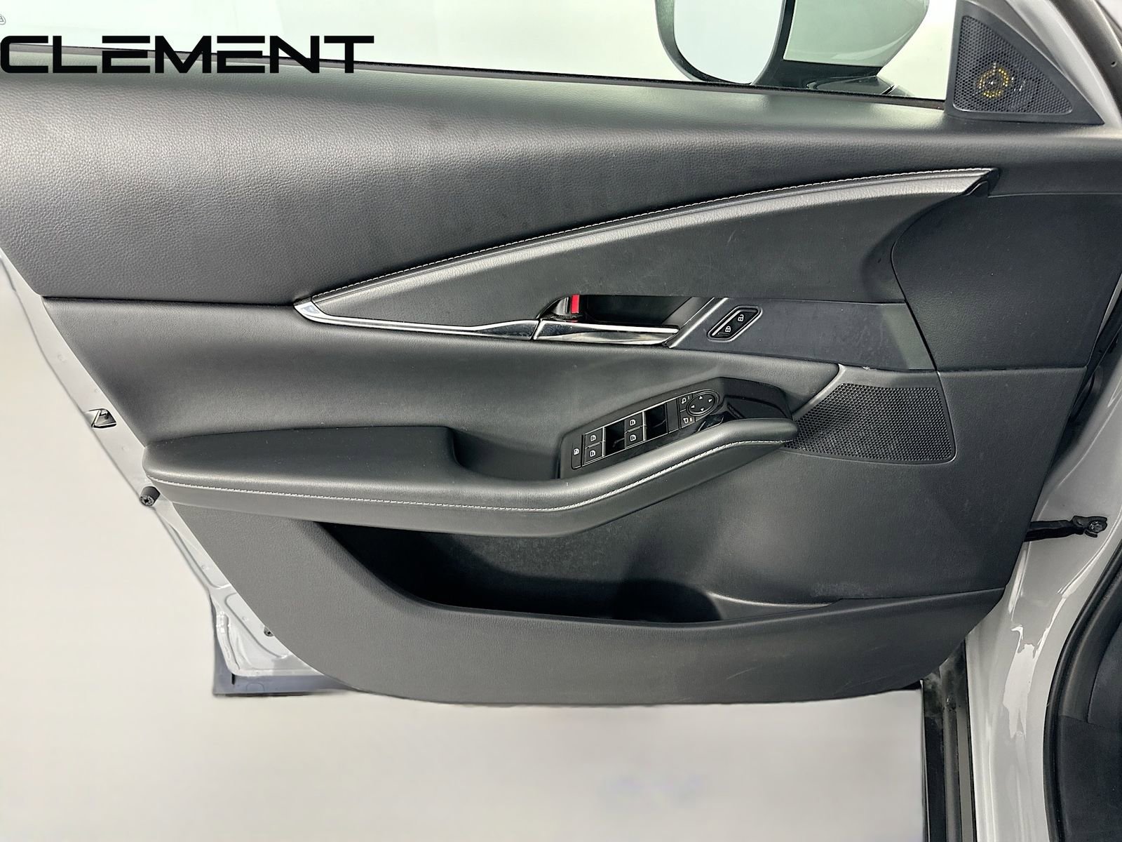 Used 2025 MAZDA CX-30 AWD 2.5 S w/ Preferred Package image 28