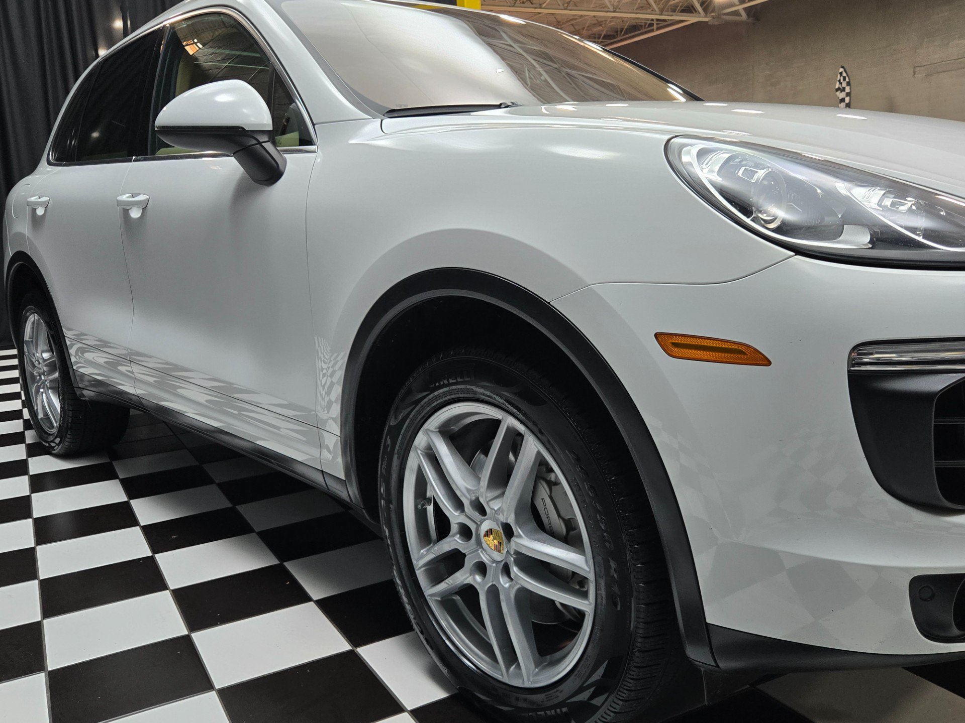 Used 2017 Porsche Cayenne S AWD/4WD image 60