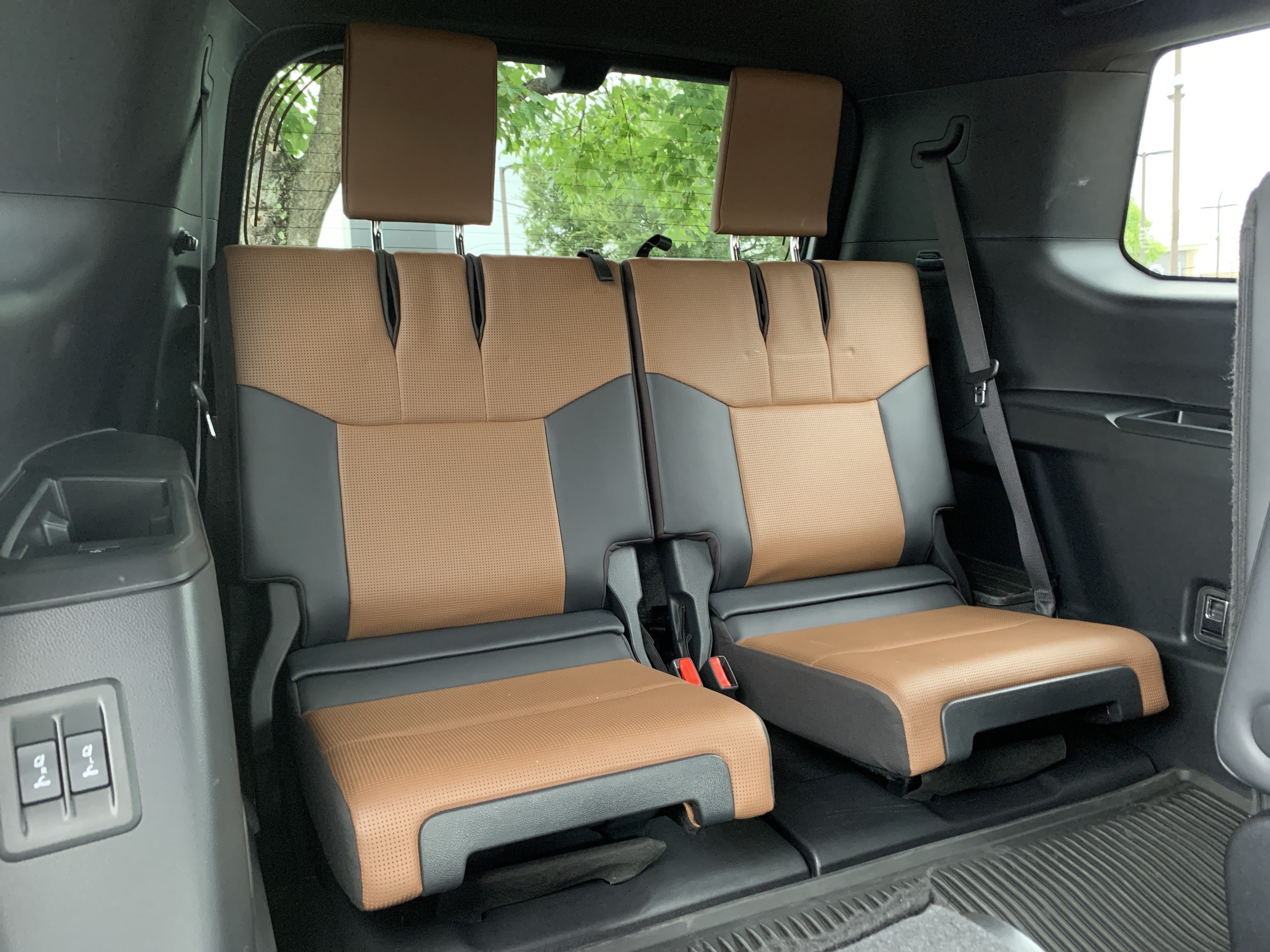Used 2024 Lexus GX 550 w/ Accessory Package (2T) AWD/4WD image 33