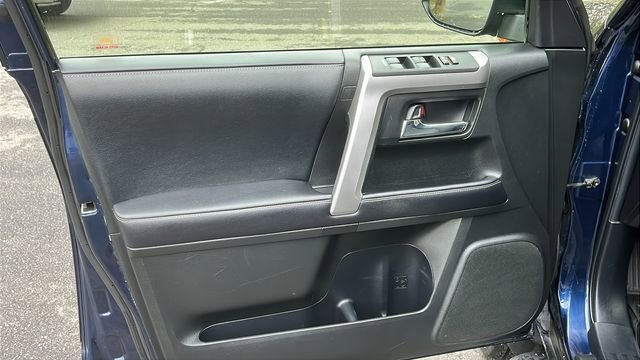 Certified 2019 Toyota 4Runner SR5 Premium image 9