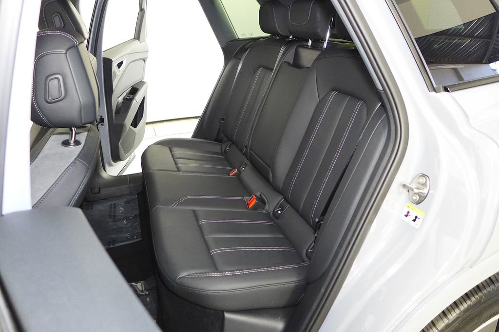 Used 2024 Audi Q4 e-tron Prestige w/ Black Optic Package image 21