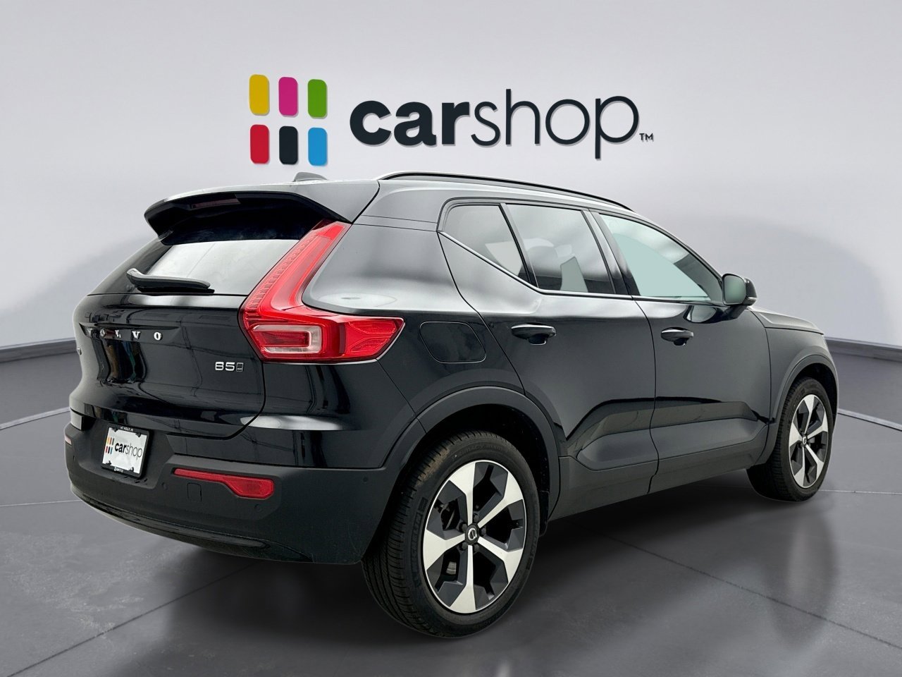 Used 2025 Volvo XC40 B5 Plus AWD/4WD image 5