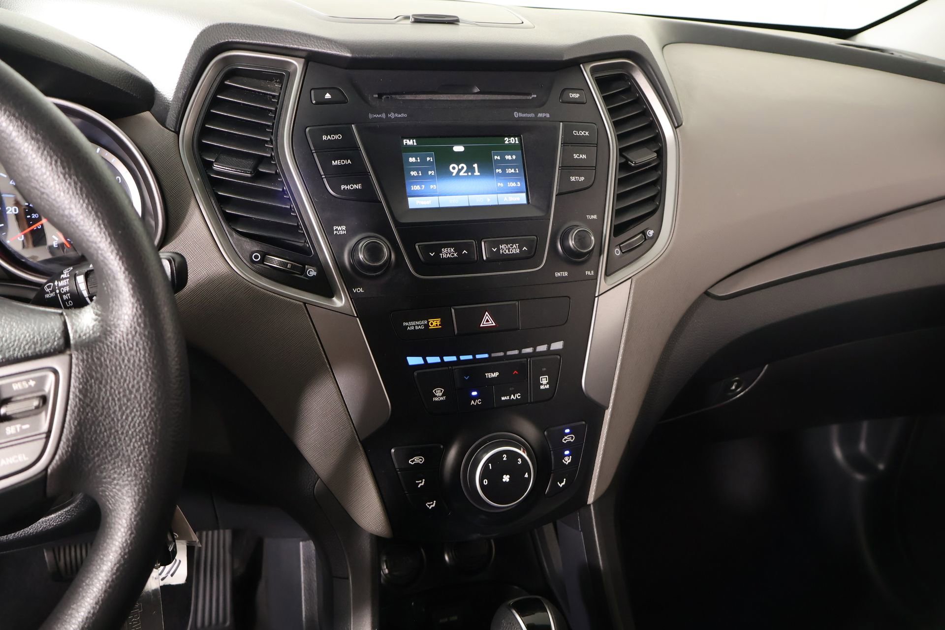 Used 2015 Hyundai Santa Fe Sport w/ Option Group 02 FWD image 5