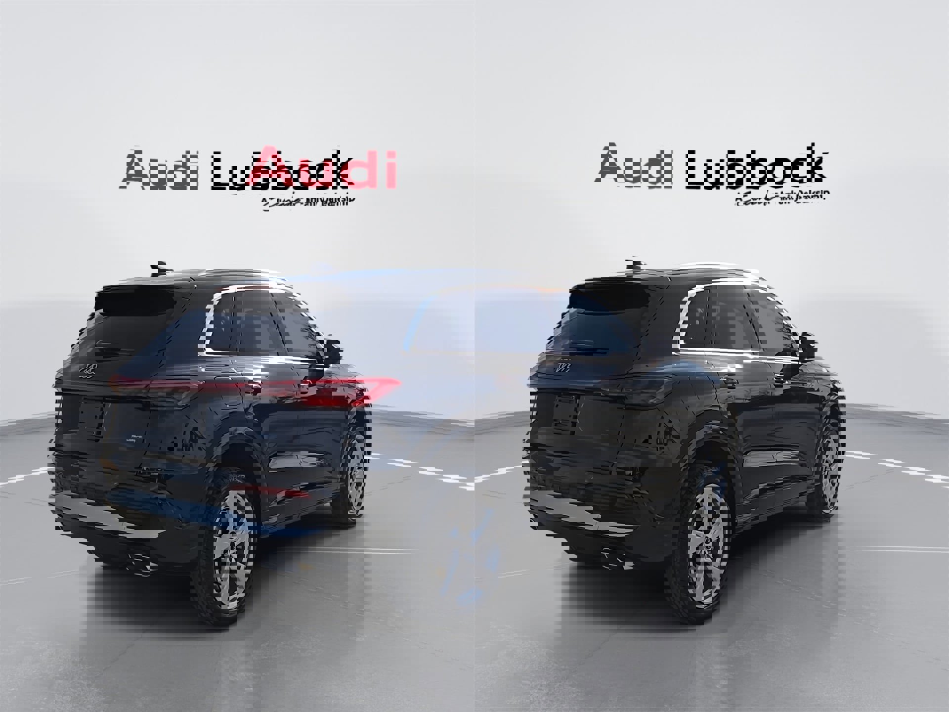 Used 2025 Audi Q5 Premium Plus w/ Premium Plus image 8