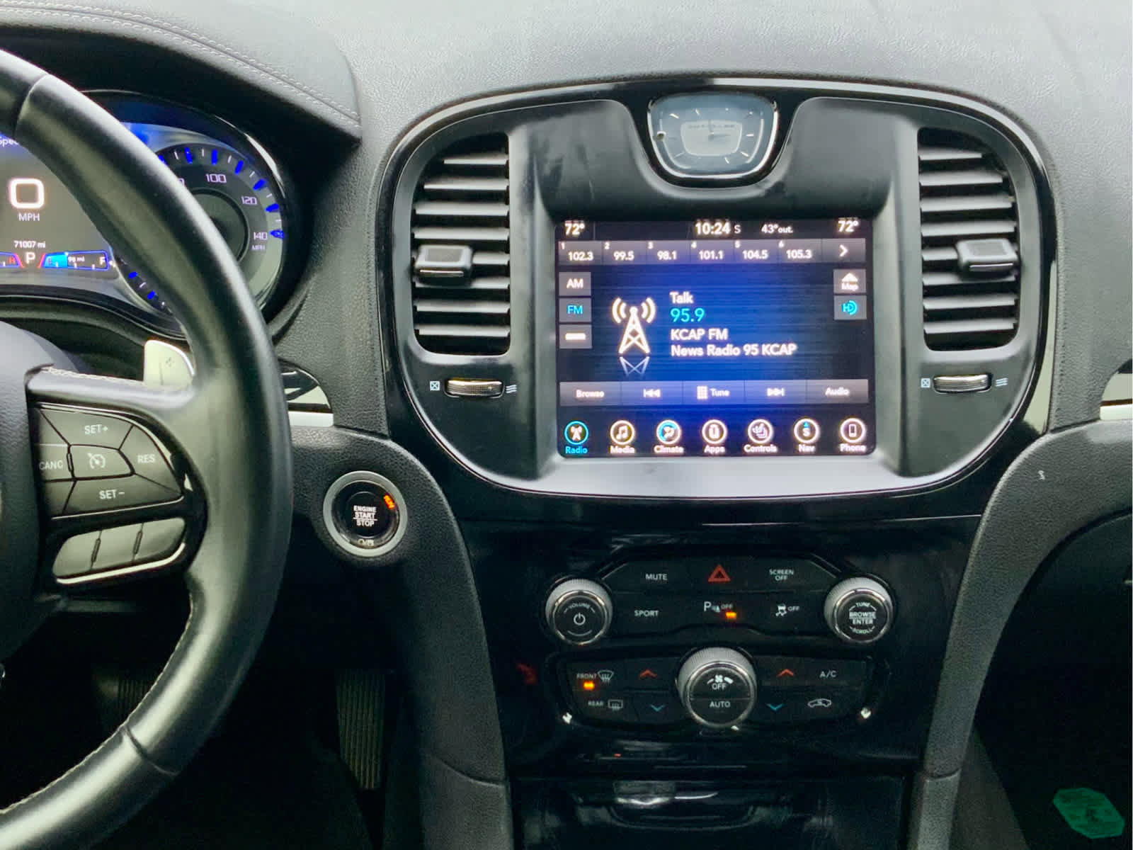 Used 2017 Chrysler 300 S w/ 300S Premium Group image 41