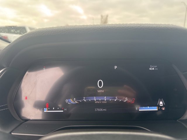 Used 2023 Jeep Grand Cherokee Limited w/ Black Appearance Package image 15