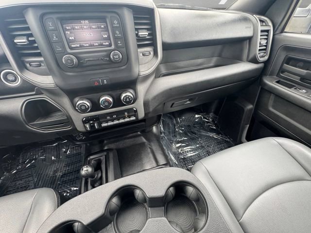Used 2024 RAM 3500 Tradesman AWD/4WD image 3