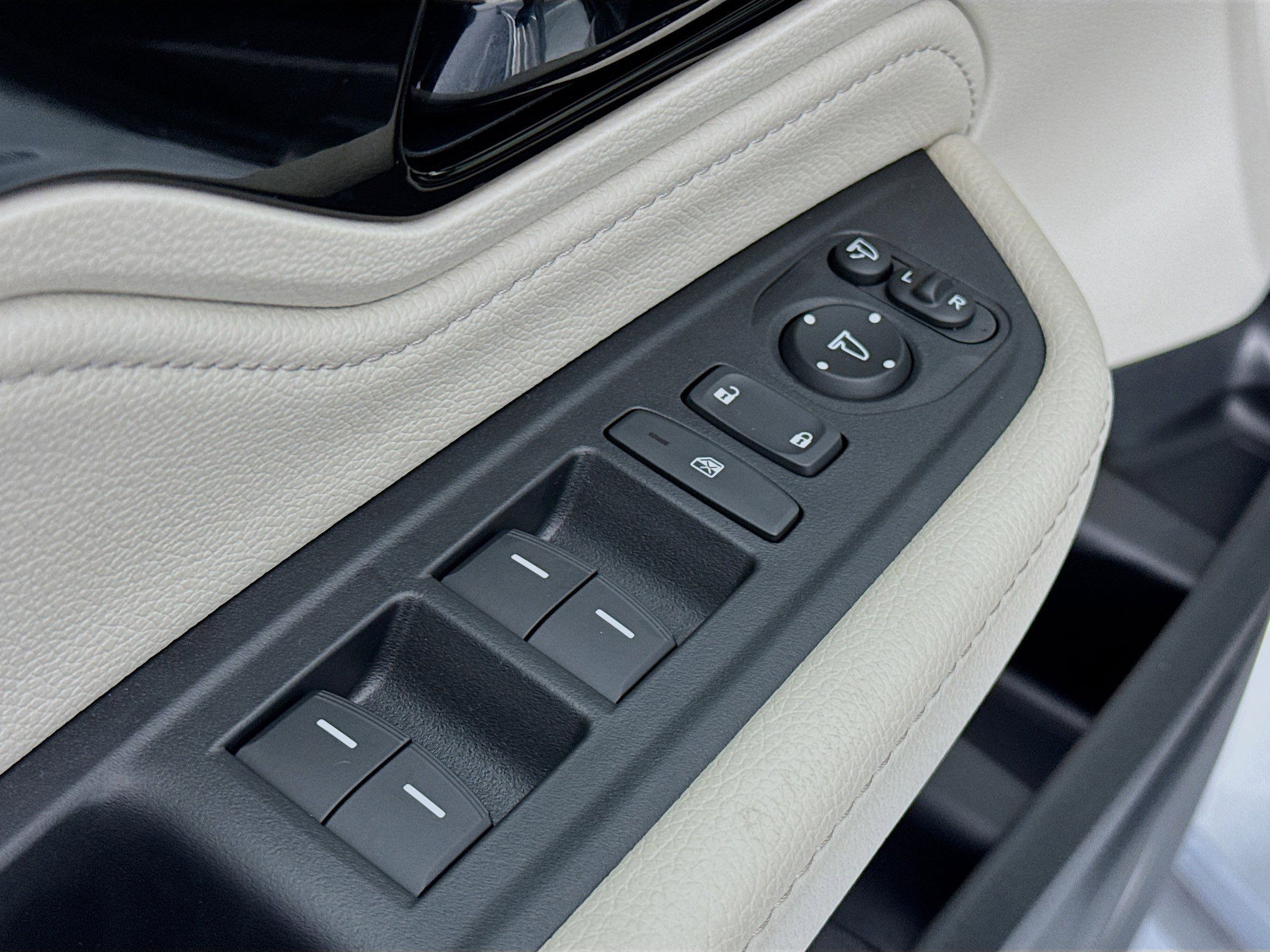 New 2026 Honda Odyssey Elite image 18