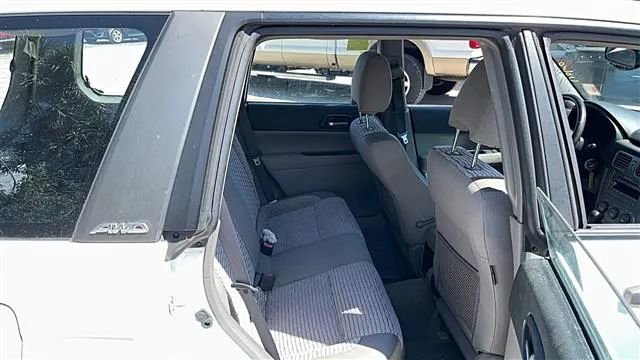 Used 2004 Subaru Forester 2.5XS image 12