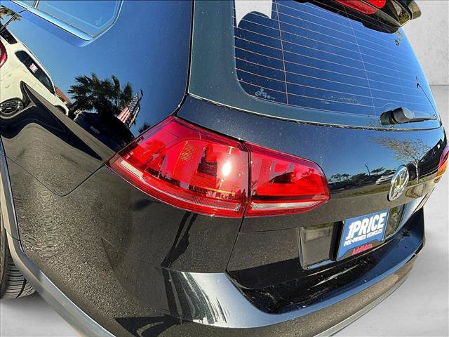 Used 2017 Volkswagen Golf Alltrack SEL image 29
