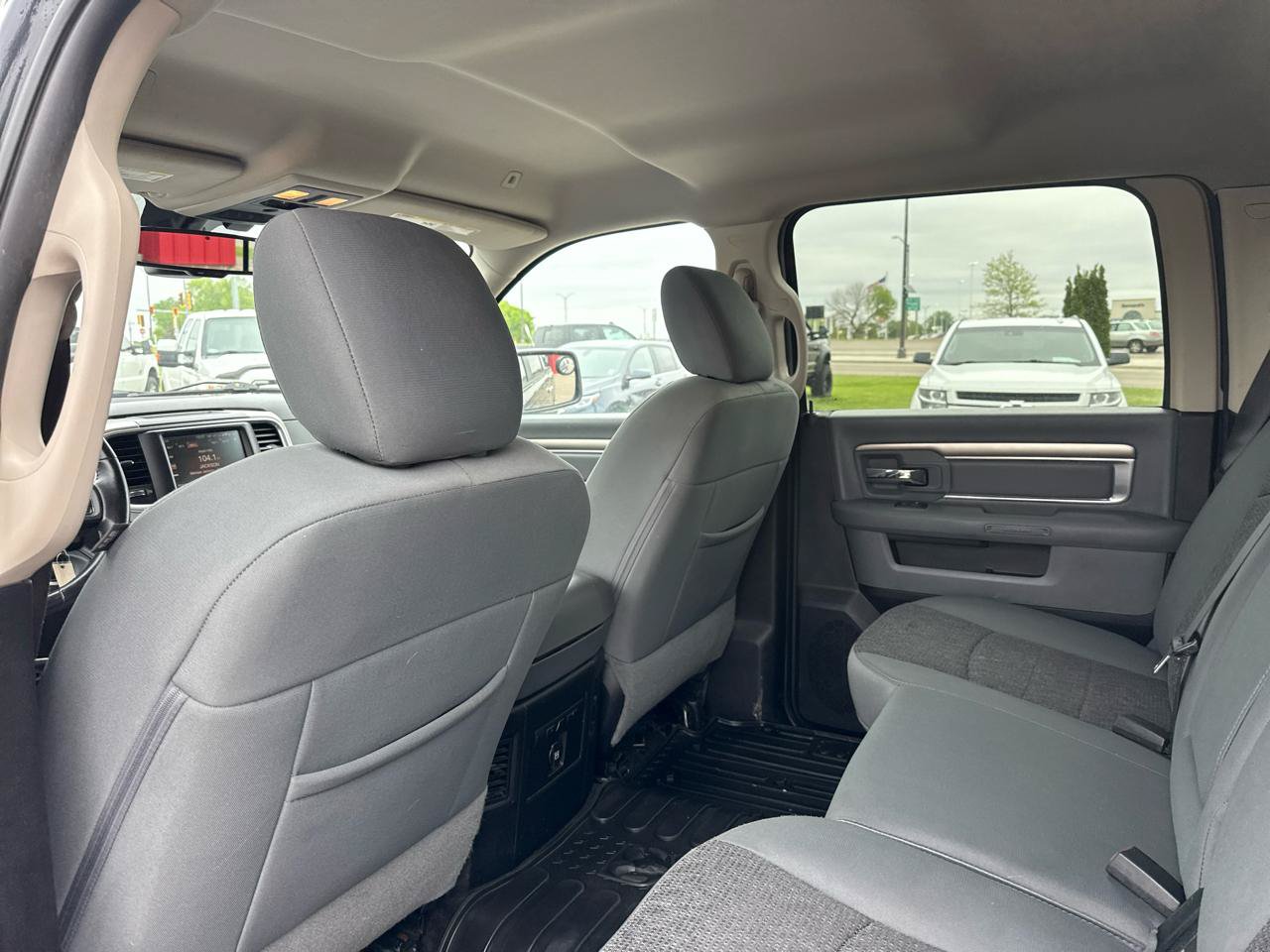 Used 2017 RAM 1500 Big Horn AWD/4WD image 11
