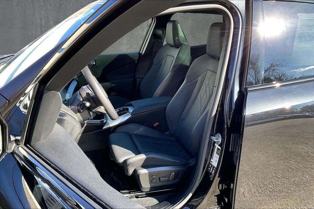 Used 2025 BMW X3 xDrive30i image 21