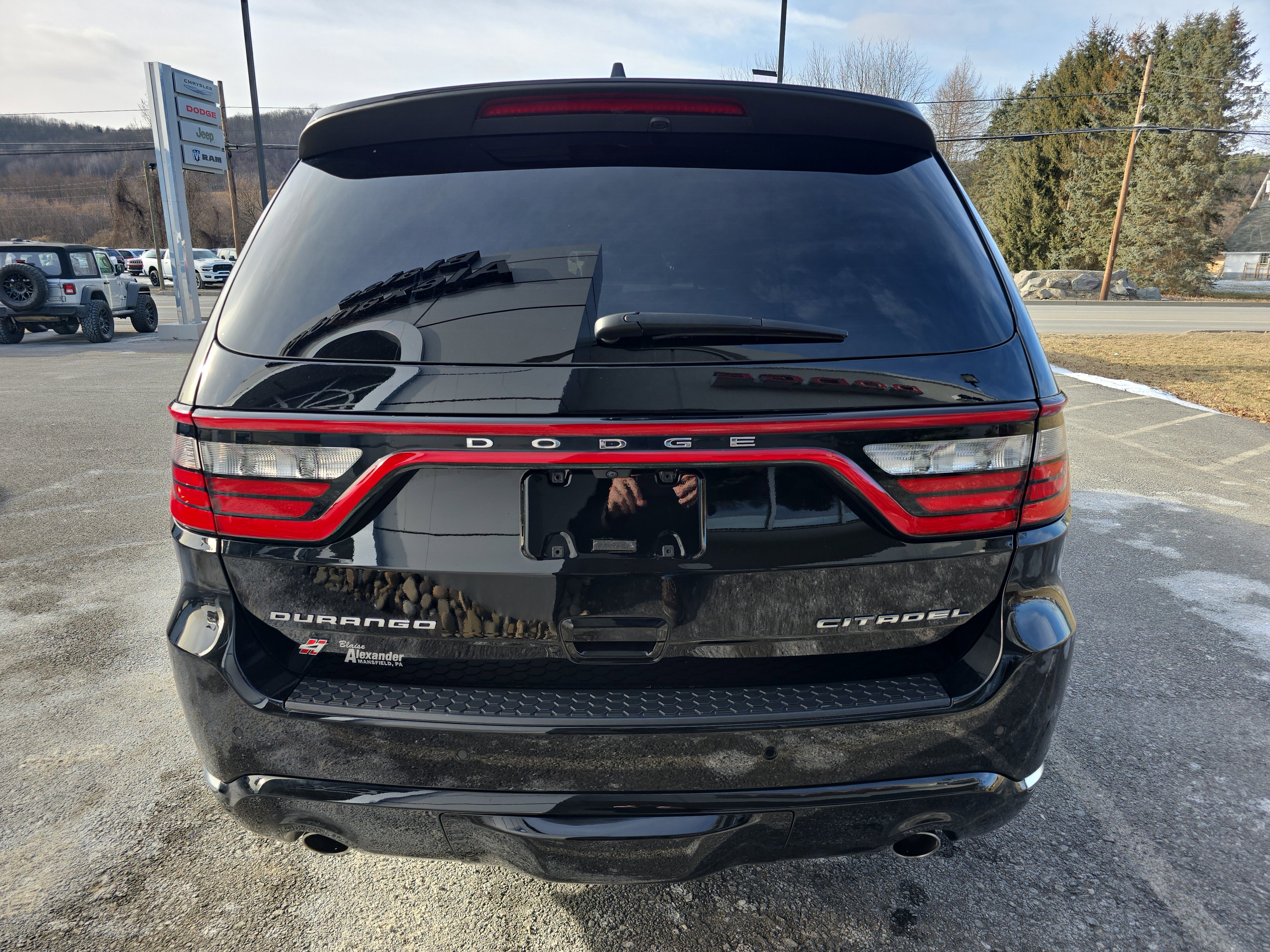 Used 2023 Dodge Durango Citadel video 4