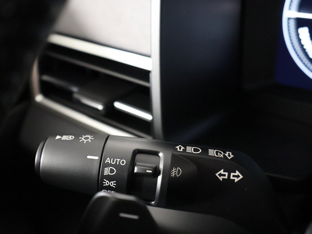 New 2025 Mitsubishi Outlander SE image 46