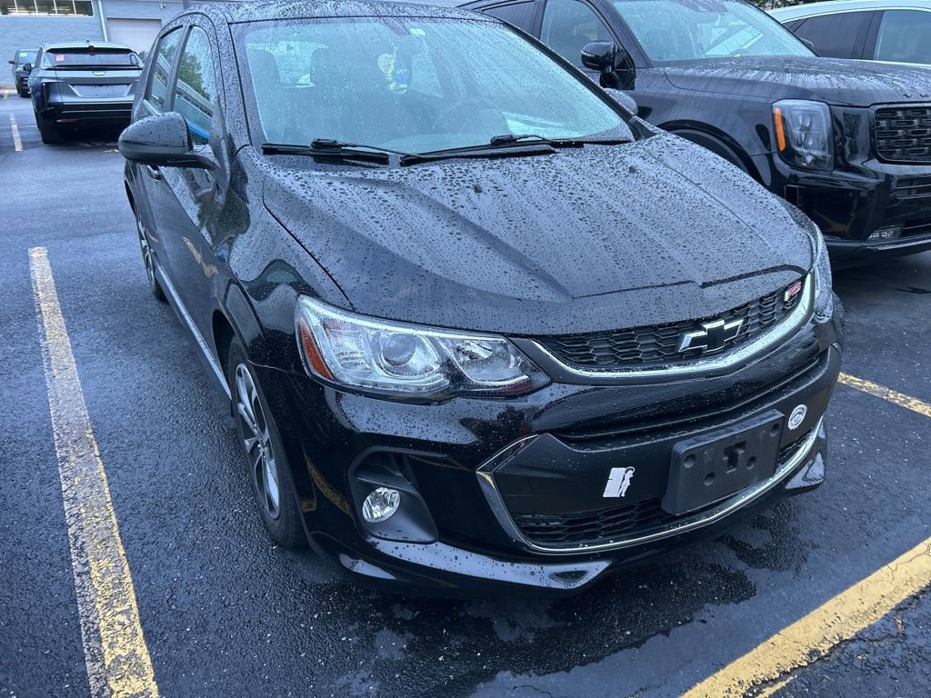 Used 2018 Chevrolet Sonic LT FWD image 2